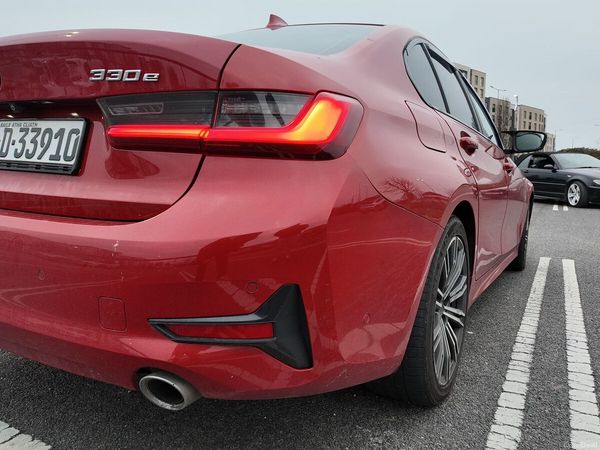 BMW 3-Series Saloon, Petrol Plug-in Hybrid, 2020, Red