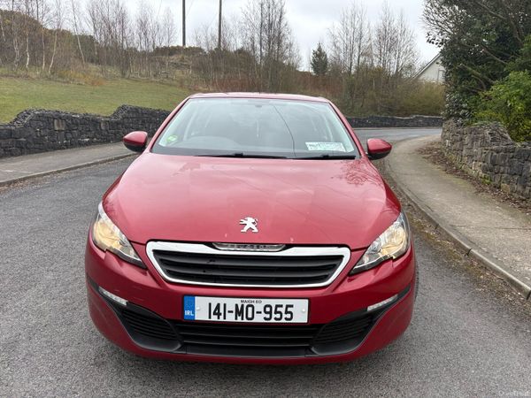 Peugeot 308 Hatchback, Diesel, 2014, Red