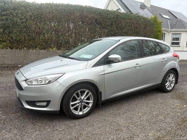 Ford Focus Hatchback, Diesel, 2015, Silver