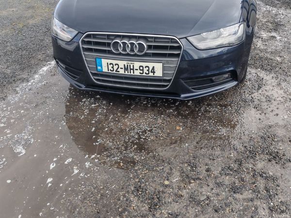 Audi A4 Saloon, Diesel, 2013, Blue