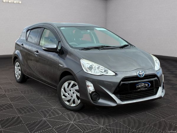 Toyota Aqua Hatchback, Petrol Hybrid, 2015, Grey
