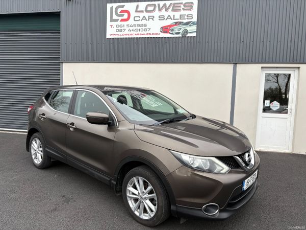 Nissan Qashqai Hatchback, Diesel, 2015, Brown