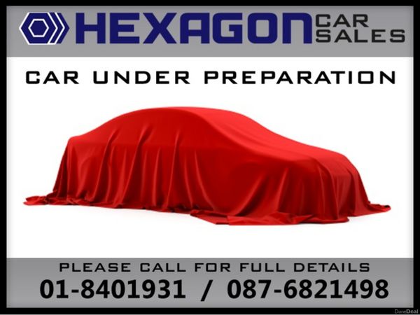 Volvo V40 Hatchback, Diesel, 2018, Grey