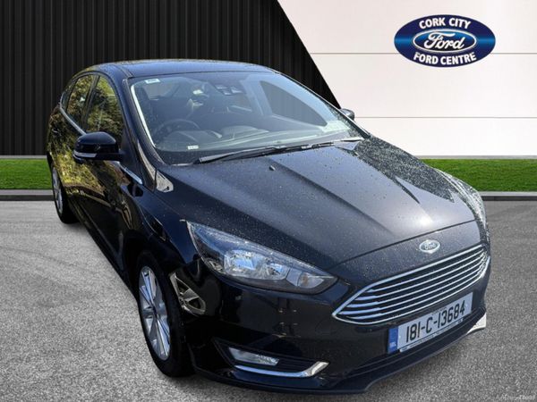 Ford Focus Hatchback, Petrol, 2018, Black