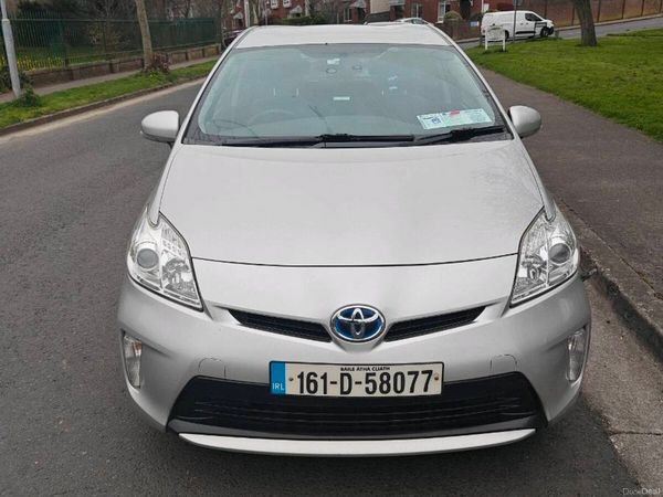 Toyota Prius Hatchback, Petrol Hybrid, 2016, Silver