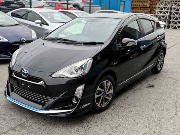 Toyota Aqua Hatchback, Petrol Hybrid, 2017, Black