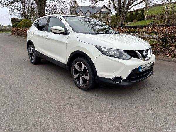 Nissan Qashqai SUV, Petrol, 2017, White