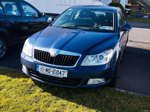 Skoda Octavia Hatchback, Diesel, 2010, Blue