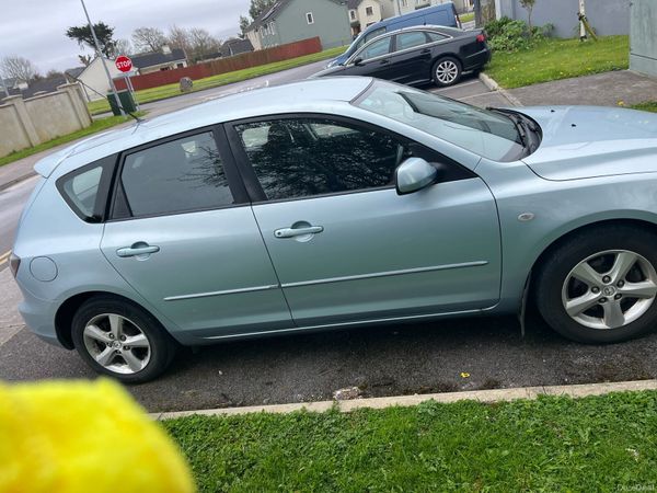 Mazda Mazda3 Hatchback, Petrol, 2010, Blue