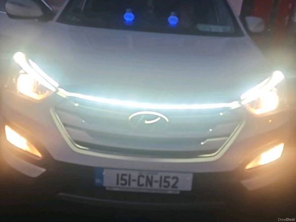 Hyundai Santa Fe SUV, Diesel, 2015, White