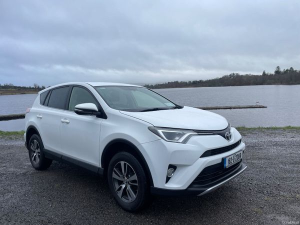 Toyota RAV4 SUV, Diesel, 2016, White