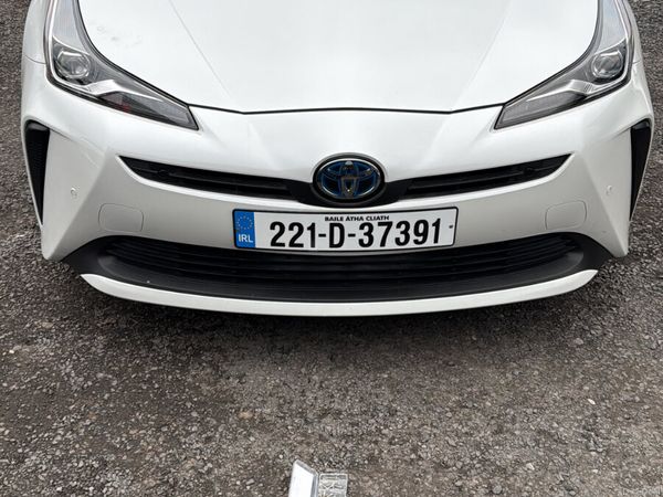 Toyota Prius Hatchback, Petrol Hybrid, 2022, White