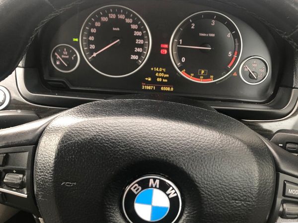BMW 5-Series Saloon, Diesel, 2011, Blue