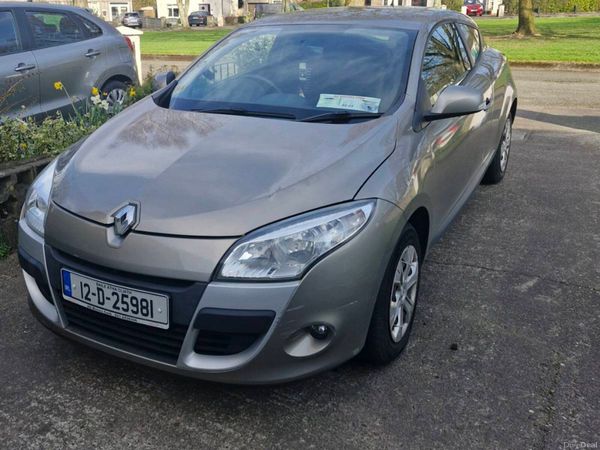 Renault Megane Coupe, Diesel, 2012, Gold