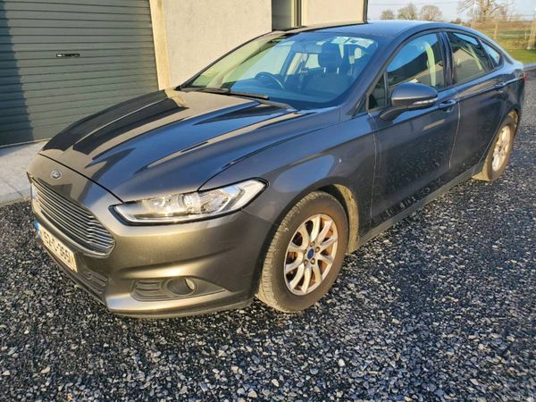 Ford Mondeo Hatchback, Diesel, 2015, Grey