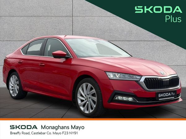 Skoda Octavia Saloon, Petrol, 2023, Red