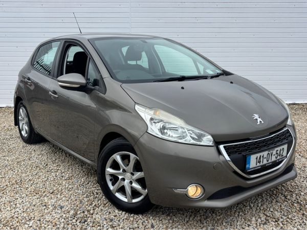 Peugeot 208 Hatchback, Diesel, 2014, Grey