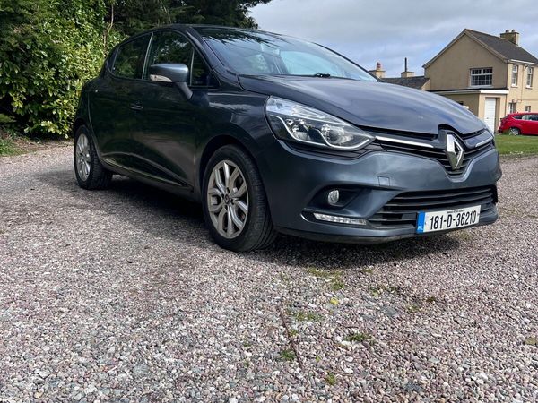 Renault Clio Hatchback, Petrol, 2018, Grey