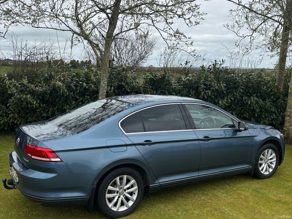 Volkswagen Passat Saloon, Diesel, 2016, Blue