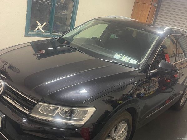 Volkswagen Tiguan SUV, Diesel, 2019, Black
