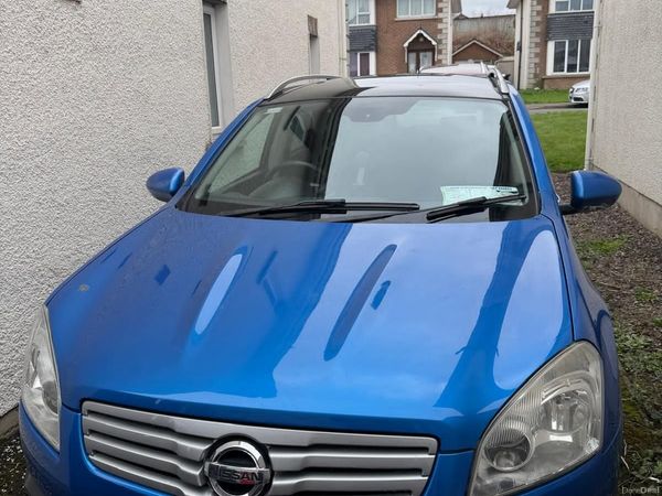 Nissan Qashqai+2 Hatchback, Diesel, 2010, Blue