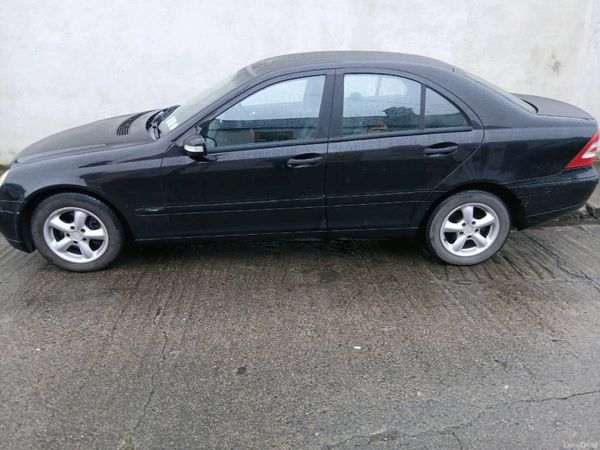 Mercedes-Benz C-Class Saloon, Petrol, 2004, Black