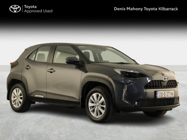 Toyota Yaris Cross Hatchback, Petrol Hybrid, 2023, Grey