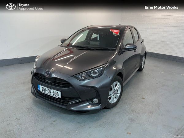 Toyota Yaris Hatchback, Petrol, 2025, Grey