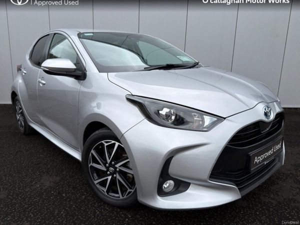 Toyota Yaris Hatchback, Petrol Hybrid, 2022, Grey