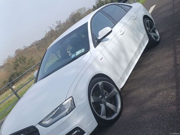 Audi A4 Saloon, Diesel, 2015, White