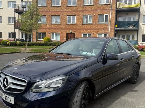 Mercedes-Benz E-Class Saloon, Diesel Hybrid, 2015, Blue
