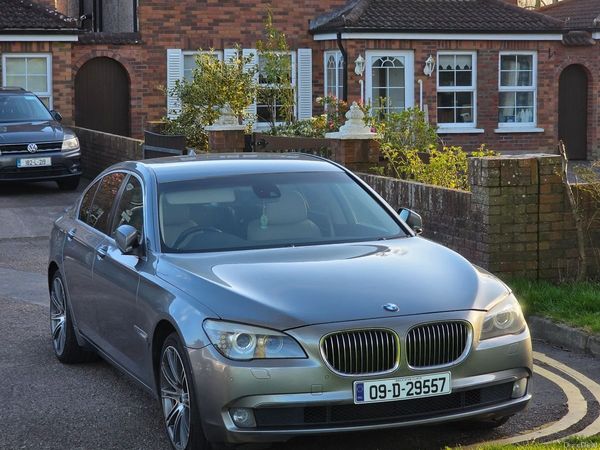 BMW 7-Series Saloon, Diesel, 2009, Grey