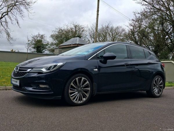 Opel Astra Hatchback, Petrol, 2019, Blue
