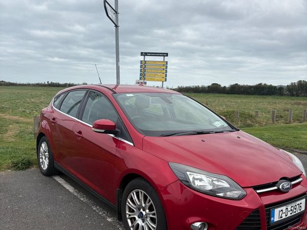 Ford Focus Hatchback, Diesel, 2012, Red