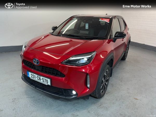 Toyota Yaris Cross Hatchback, Petrol Hybrid, 2023, Red