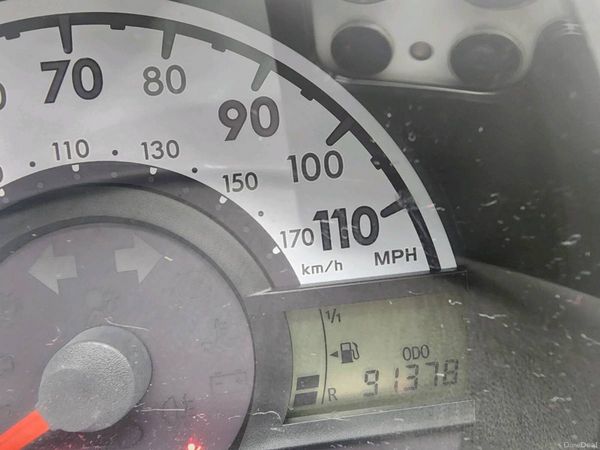 Toyota Aygo Hatchback, Petrol, 2013, White