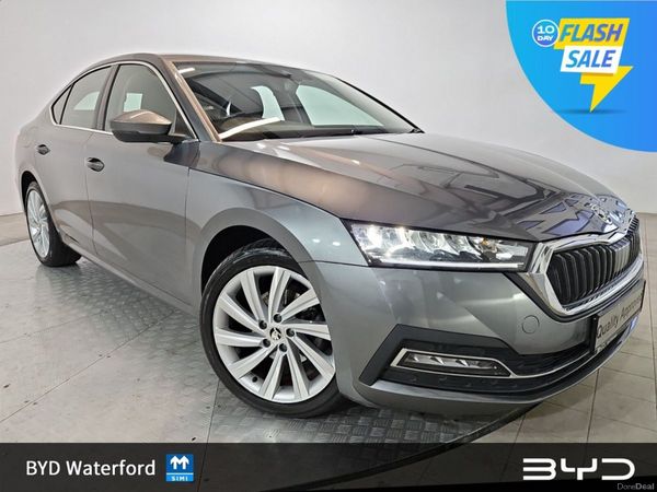 Skoda Octavia Saloon, Diesel, 2023, Grey