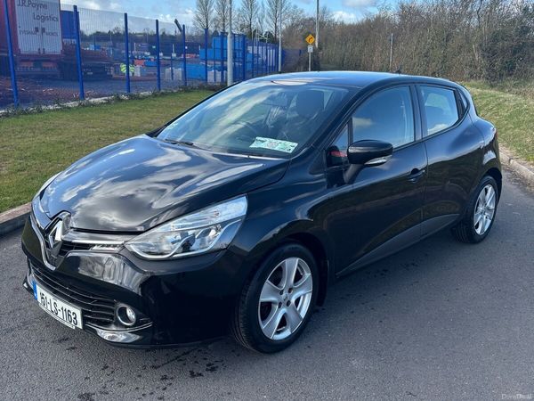 Renault Clio Hatchback, Petrol, 2015, Black