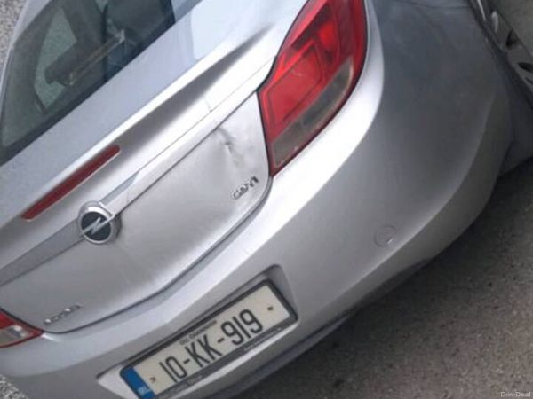 Opel Insignia Saloon, Diesel, 2010, Silver