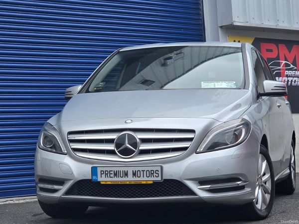 Mercedes-Benz B-Class MPV, Petrol, 2014, Silver