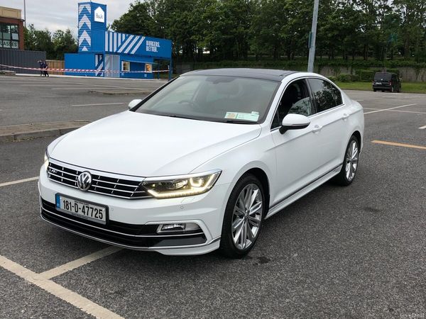 Volkswagen Passat Saloon, Petrol, 2018, White