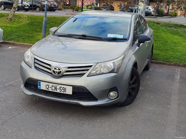 Toyota Avensis Saloon, Diesel, 2012, Grey