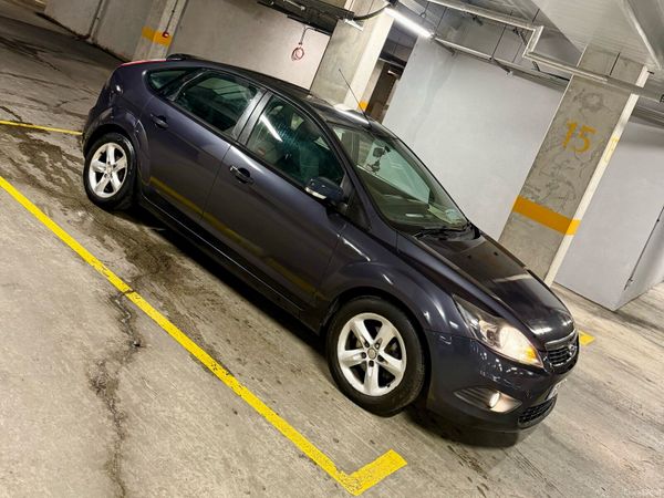 Ford Focus Hatchback, Diesel, 2010, Grey