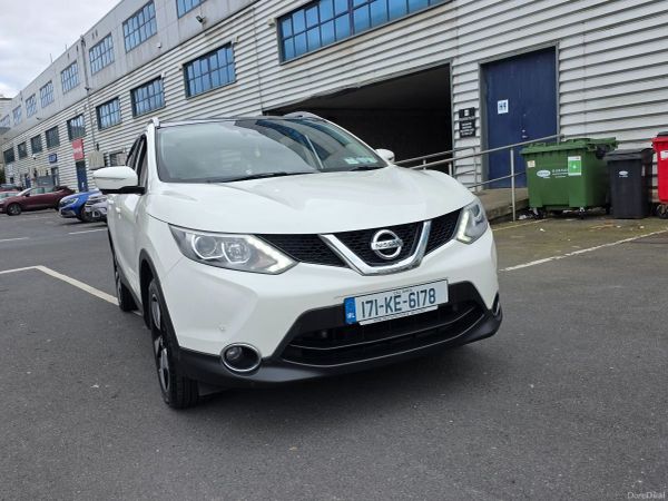 Nissan Qashqai SUV, Diesel, 2017, White
