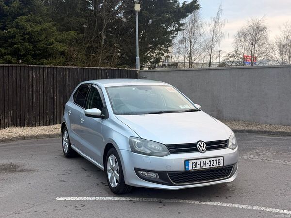 Volkswagen Polo Hatchback, Petrol, 2013, Silver