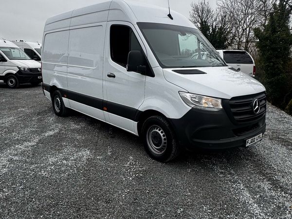 Mercedes-Benz Sprinter Van, Diesel, 2023, White