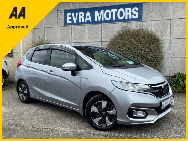 Honda Fit Hatchback, Petrol Hybrid, 2018, Silver