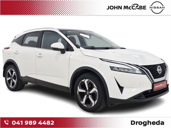 Nissan Qashqai MPV, Petrol, 2021, White