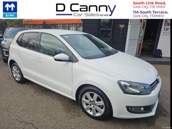 Volkswagen Polo Hatchback, Petrol, 2012, White