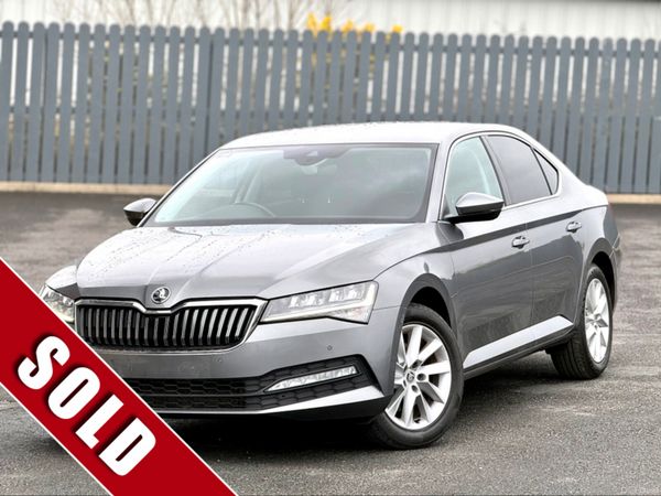Skoda Superb Hatchback, Diesel, 2022, Grey